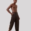 Pantalon à double plis d'inspiration africaine